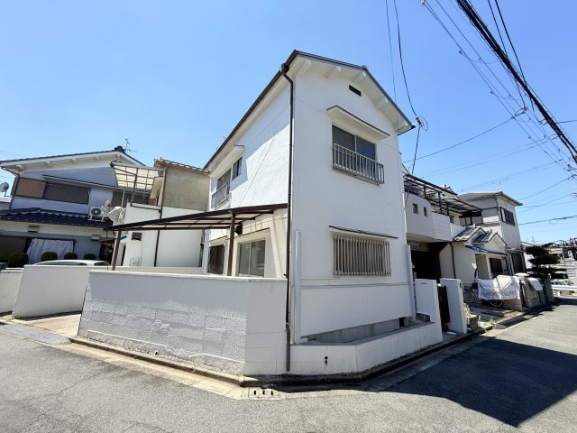羽曳野市野々上１丁目の一戸建ての外観