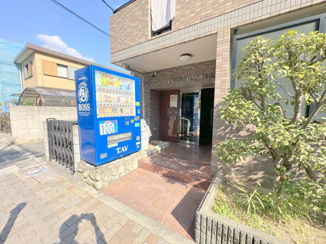 松原市上田６丁目の賃貸マンションのエントランス