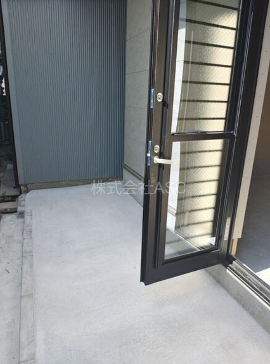 蒲生4丁目駅近新築店舗の内装