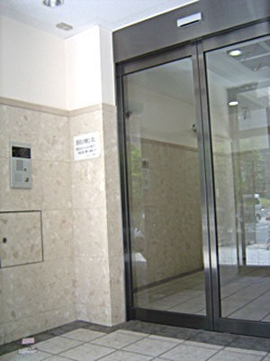 BraTTo扇町