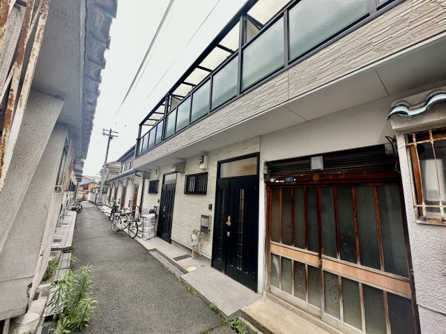 松原市上田７丁目のアパートの外観