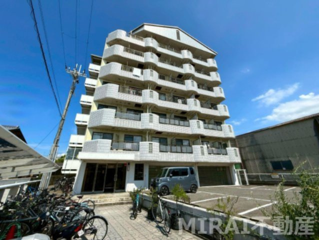 南河内郡河南町大字一須賀の賃貸マンションの外観