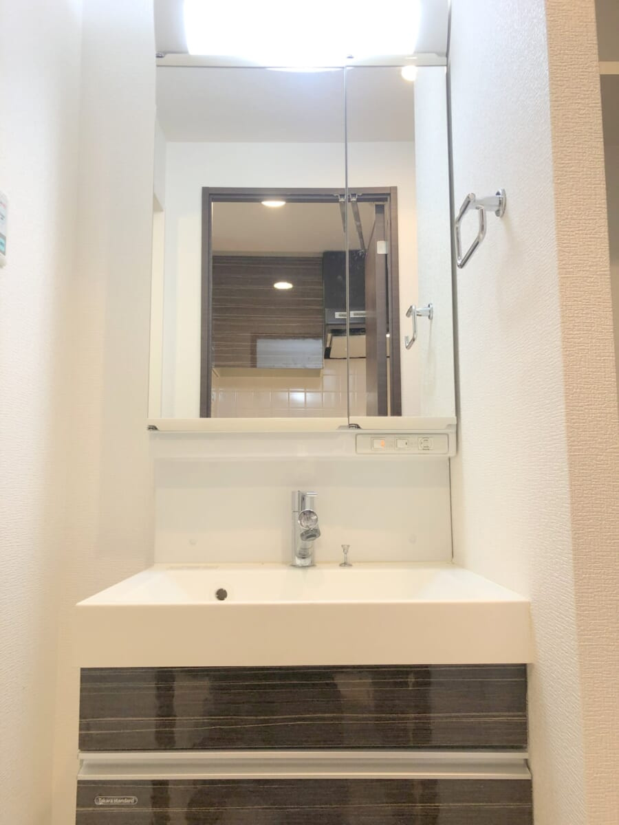 BraTTo心斎橋アネーロ