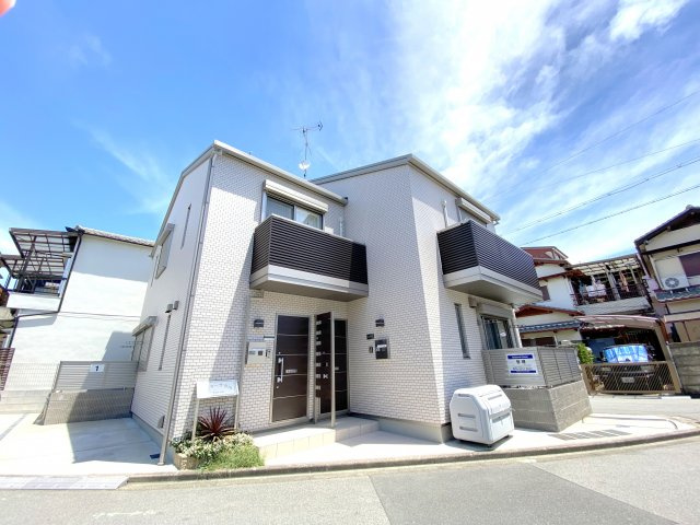 藤井寺市青山２丁目のアパートの外観