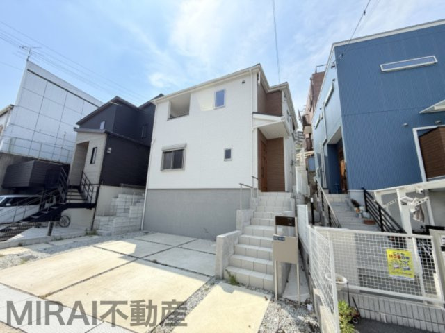 富田林市宮甲田町の一戸建ての外観