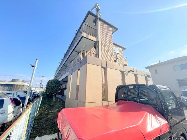 富田林市寺池台１丁目の賃貸マンションの外観