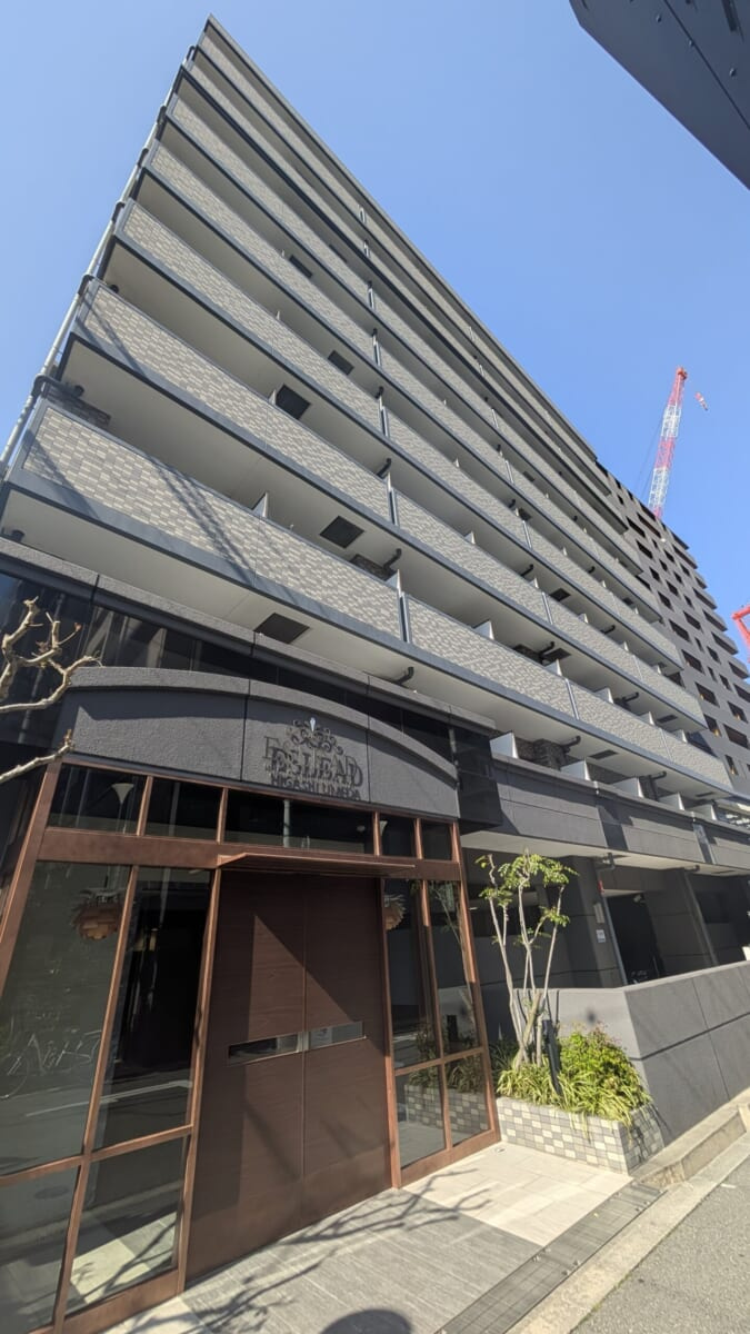 BraTTo東梅田