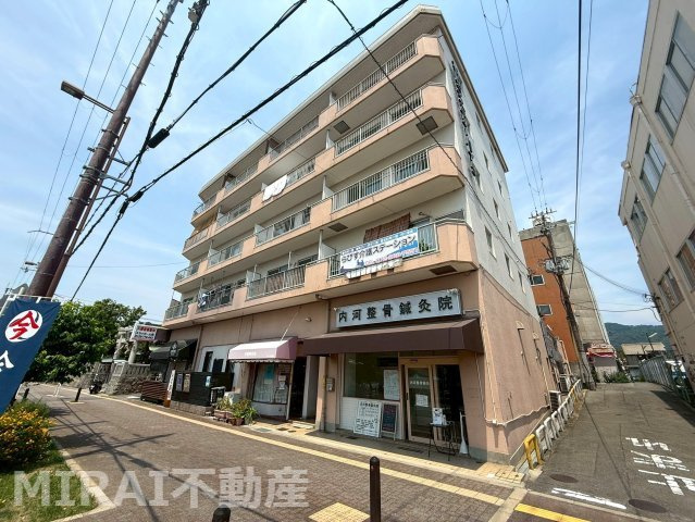 柏原市今町１丁目の賃貸マンションの外観