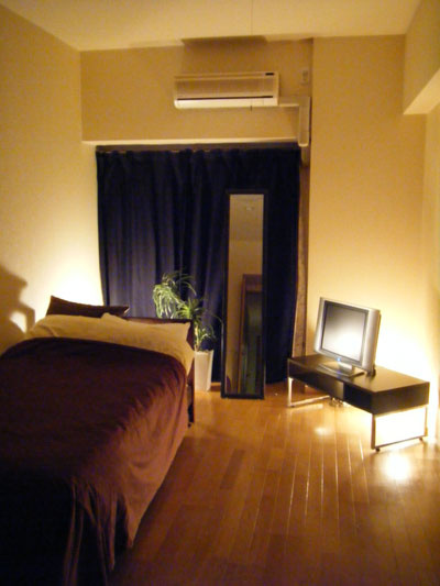 BraTTo江坂2