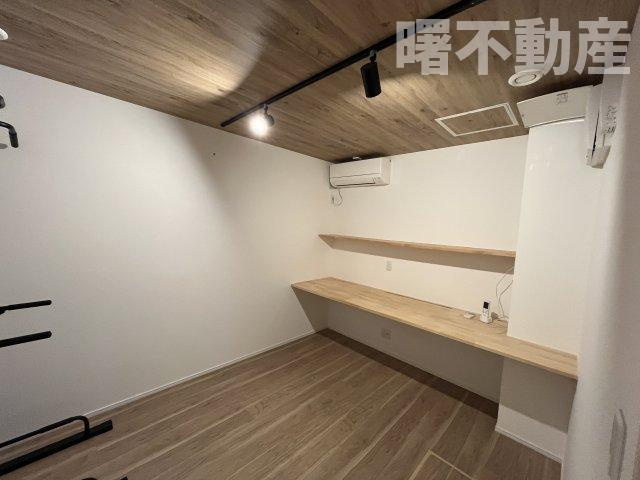 天童市大字山元346-7　中古住宅のその他|楽器の演奏用に作った防音室です。リモートワークスやネット配信のスペースとしておすすめです。