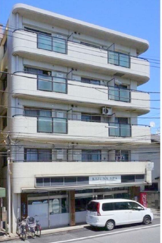 サンパレス伊東の外観