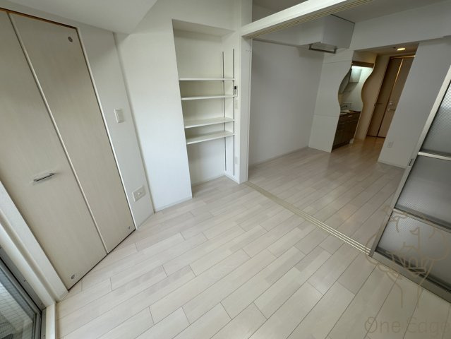 セレニテ梅田ESTの寝室