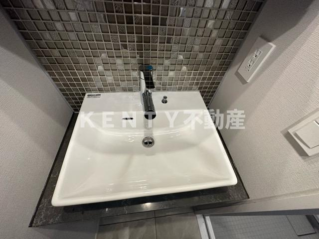 【独立洗面台】 | ルフォンプログレ西大井プレミア | 使いやすい独立洗面台です