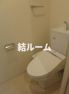 板橋区成増１丁目の賃貸マンションのトイレ