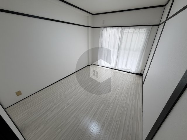 サイレンスハイムの洋室