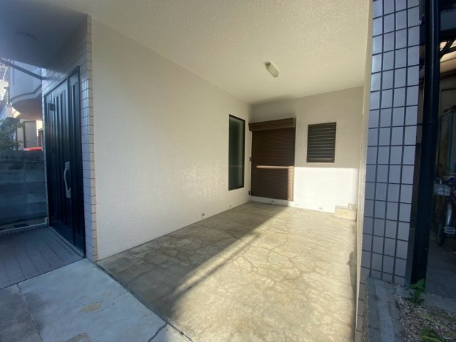 城南町４丁目戸建ての駐車場
