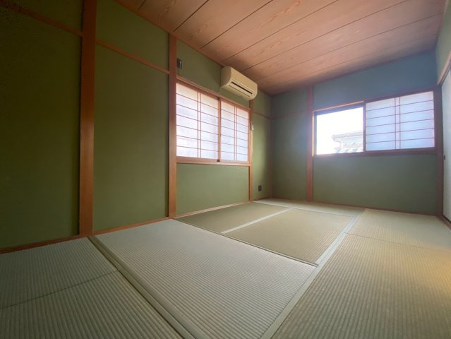 城南町４丁目戸建ての寝室
