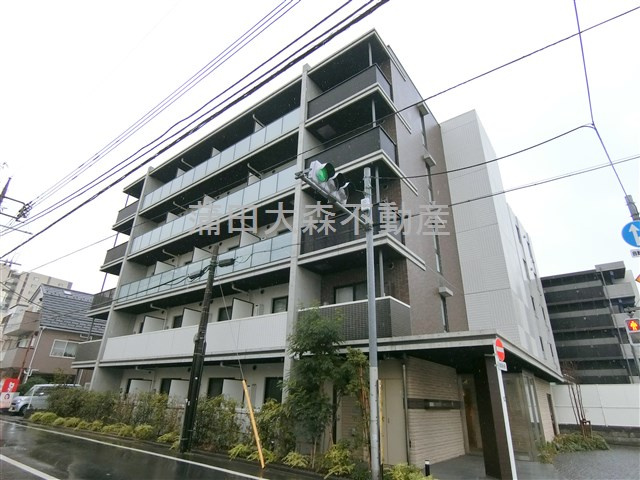 L'axeラグゼ本羽田の外観