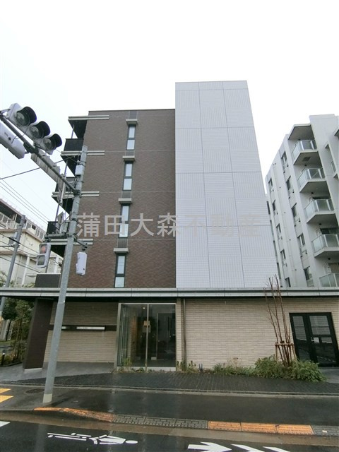 L'axeラグゼ本羽田の外観