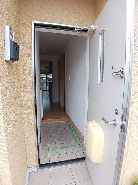 ヴィオラ　Ｙ．Ｋの玄関|玄関