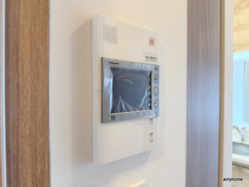 コンフォリア・リヴ本町WEST Ｑ　仲介手数料無料のセキュリティ