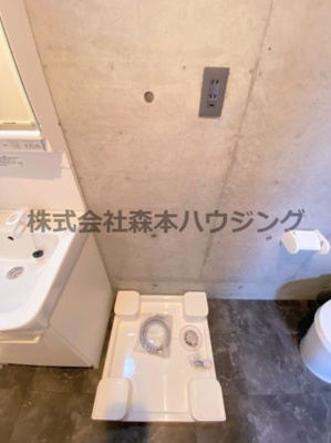 【設備】 | 　Flower Garden Neyagawa | 室内洗濯機置き場です