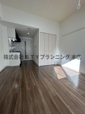 仲介手数料０円！キャナルスクエアの居間・リビング