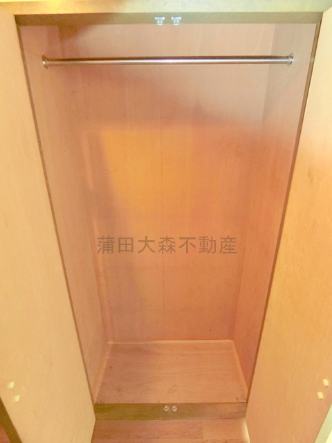 グランコート中馬込の収納|廊下収納