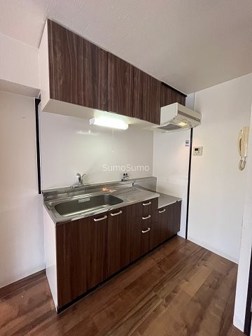 大阪市浪速区塩草２丁目の賃貸マンションのキッチン