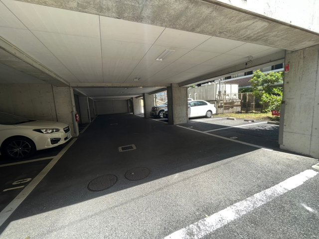 リーヴ香櫨園の駐車場