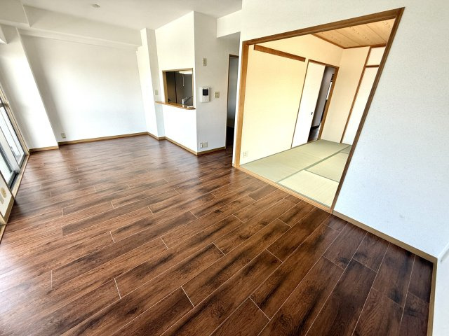 リーヴ香櫨園の居間・リビング