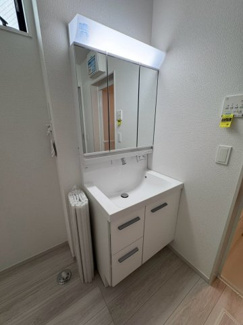 【独立洗面台】 | 名古屋市千種区上野３期新築戸建 | キャンペーン対象物件です♪詳細は弊社ホームページもしくはスタッフまでお気軽にお問合せ下さいませ♪ お役に立てる自信があります♪