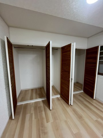 西宮市田代町の賃貸マンションの収納