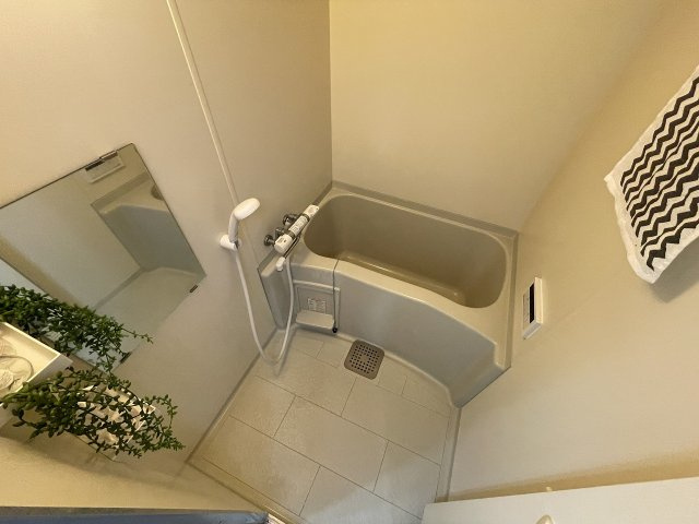 神戸市中央区八雲通１丁目の賃貸マンションの浴室|モデルルームのため家具家電は付きません
