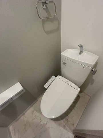 西宮市樋之池町の賃貸マンションのトイレ