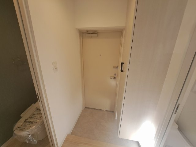 西宮市津門大箇町の賃貸マンションの玄関