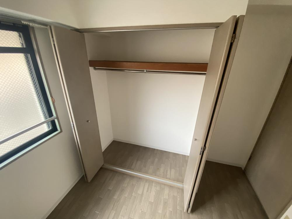 西宮市大井手町の賃貸マンションの収納