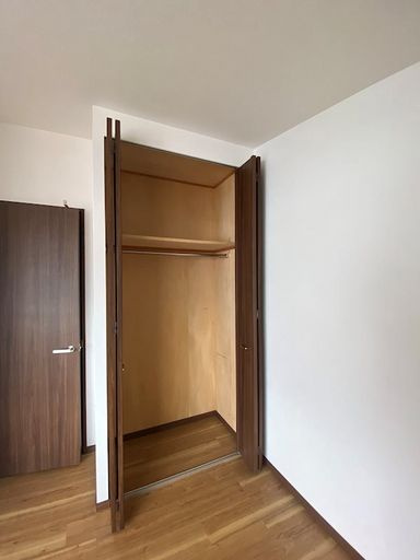 神戸市灘区楠丘町６丁目の賃貸マンションの収納