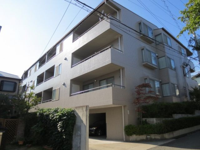神戸市灘区楠丘町６丁目の賃貸マンションの外観