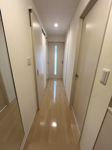 サンハイツ本山の玄関