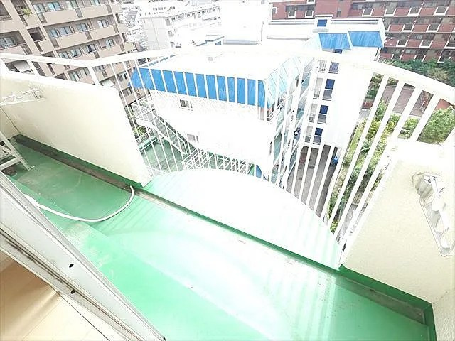サンハイツ本山のバルコニー
