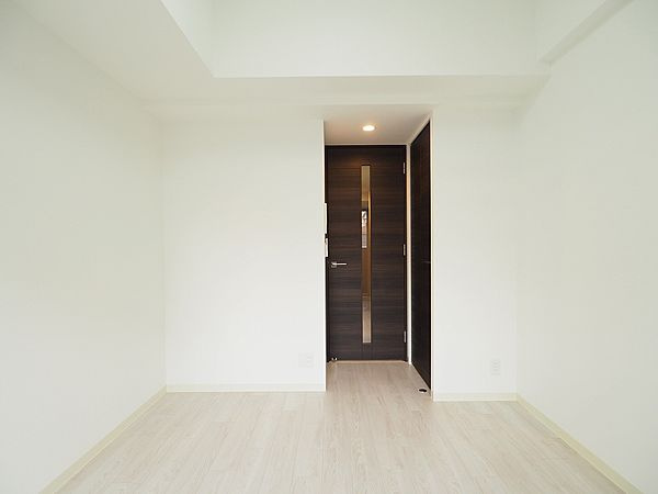神戸市中央区下山手通９丁目の賃貸マンションの居間・リビング