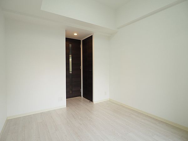神戸市中央区下山手通９丁目の賃貸マンションの居間・リビング