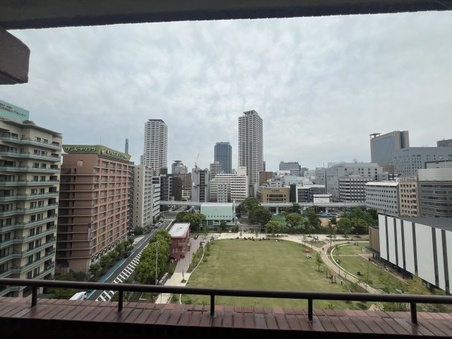 ライオンズマンション三宮磯上公園の展望