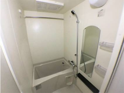 神戸市中央区中町通４丁目の賃貸マンションの浴室