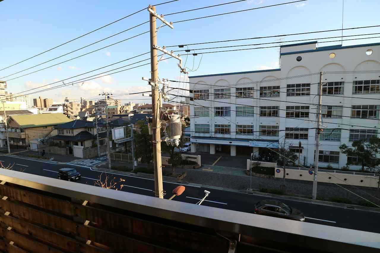 神戸市東灘区岡本３丁目の賃貸マンションの展望