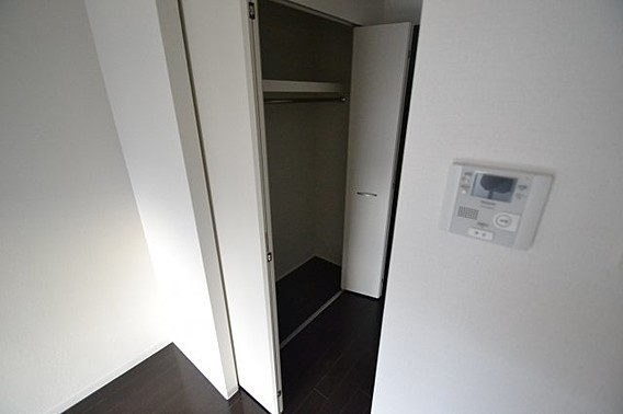 神戸市中央区磯辺通１丁目の賃貸マンションの収納