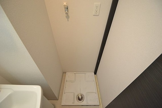 神戸市中央区磯辺通１丁目の賃貸マンションの洗面所