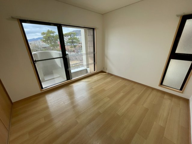 芦屋市松ノ内町の賃貸マンションの居間・リビング