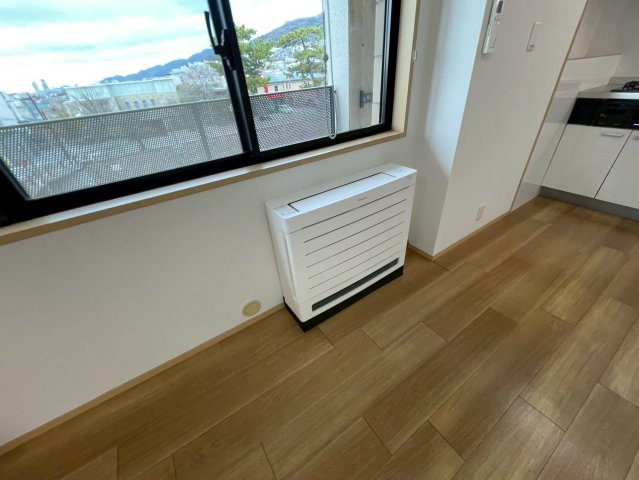芦屋市松ノ内町の賃貸マンションの居間・リビング